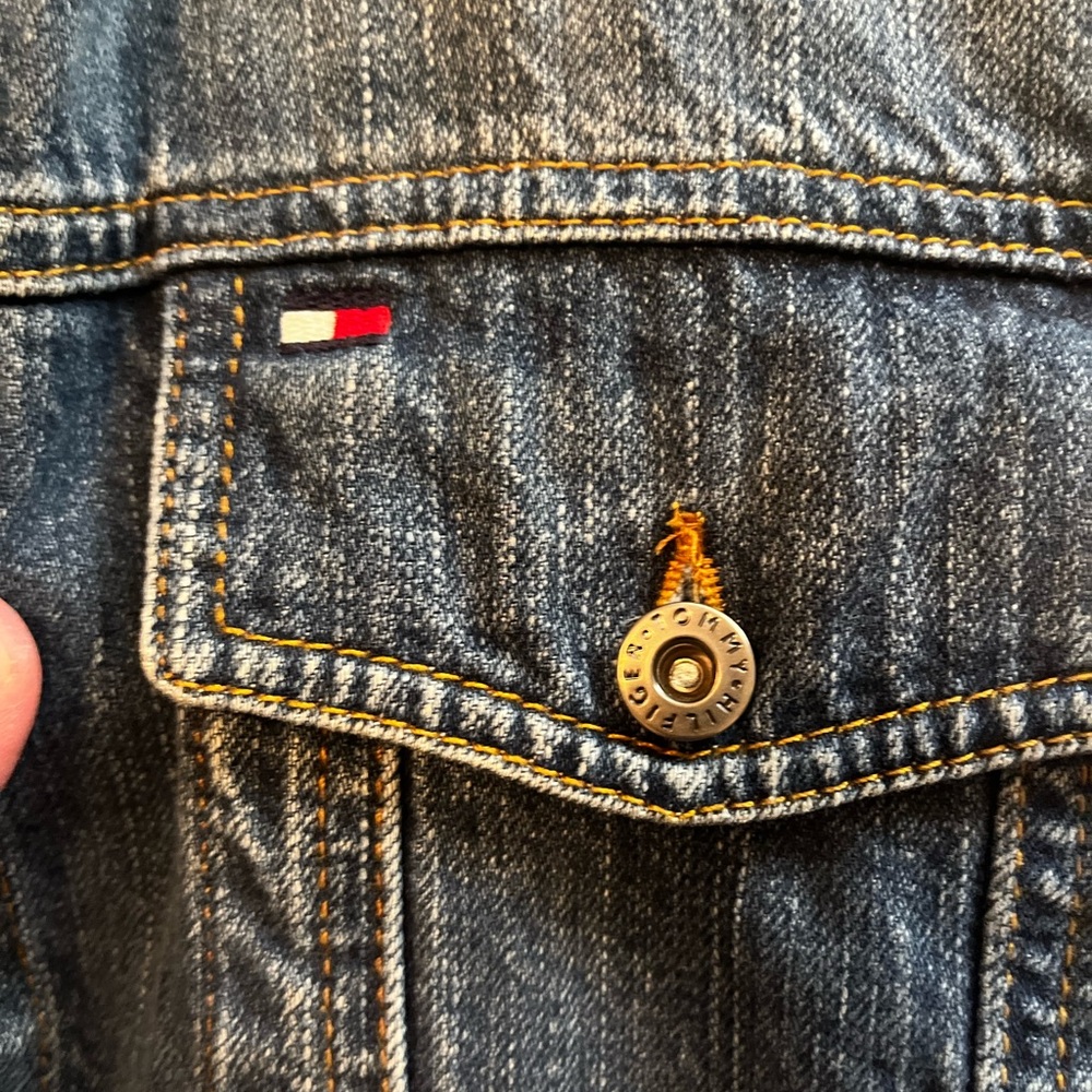 Vintage Tommy Hilfiger Blue Denim Button Up Jean Jacket Made in Turkey XL - Picture 6 of 7